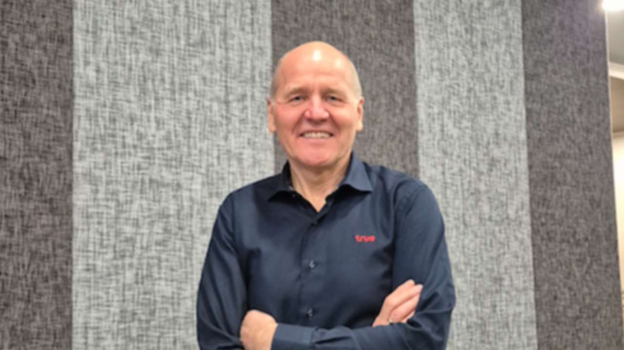 "ซิคเว่"ตั้งเป้าทรูเพิ่มรายได้- จ่ายเงินปันผล 