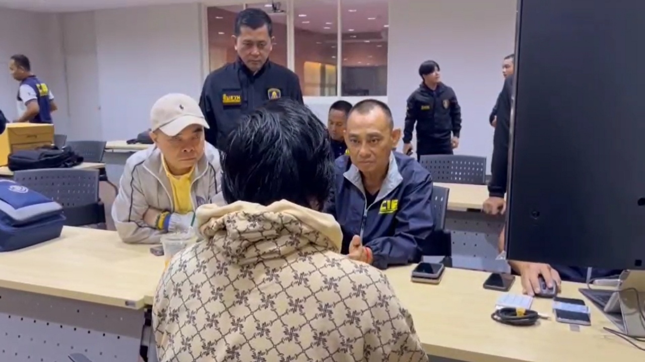 อดีตพระลูกวัด ซัดทอด "ทิดแย้ม" สั่งโอนเงินให้โบรกเกอร์สาวเพื่อเล่นพนันจริง