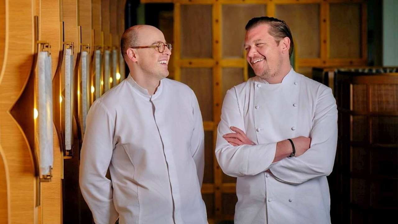 “อเล็กซ์ ดิลลิ่ง แอท ลอร์ด จิมส์” เปิดศักราชใหม่โรงแรมโอเรียนเต็ล