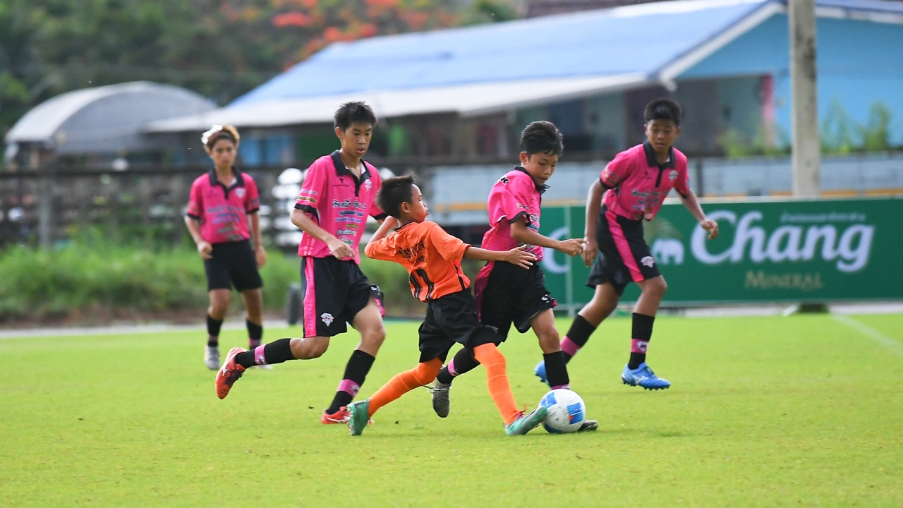 “โรงเรียนอบจ.กาญจนบุรี 1” คว้าแชมป์ โซนภาคกลาง ศึก “Chang Junior Cup 2025”