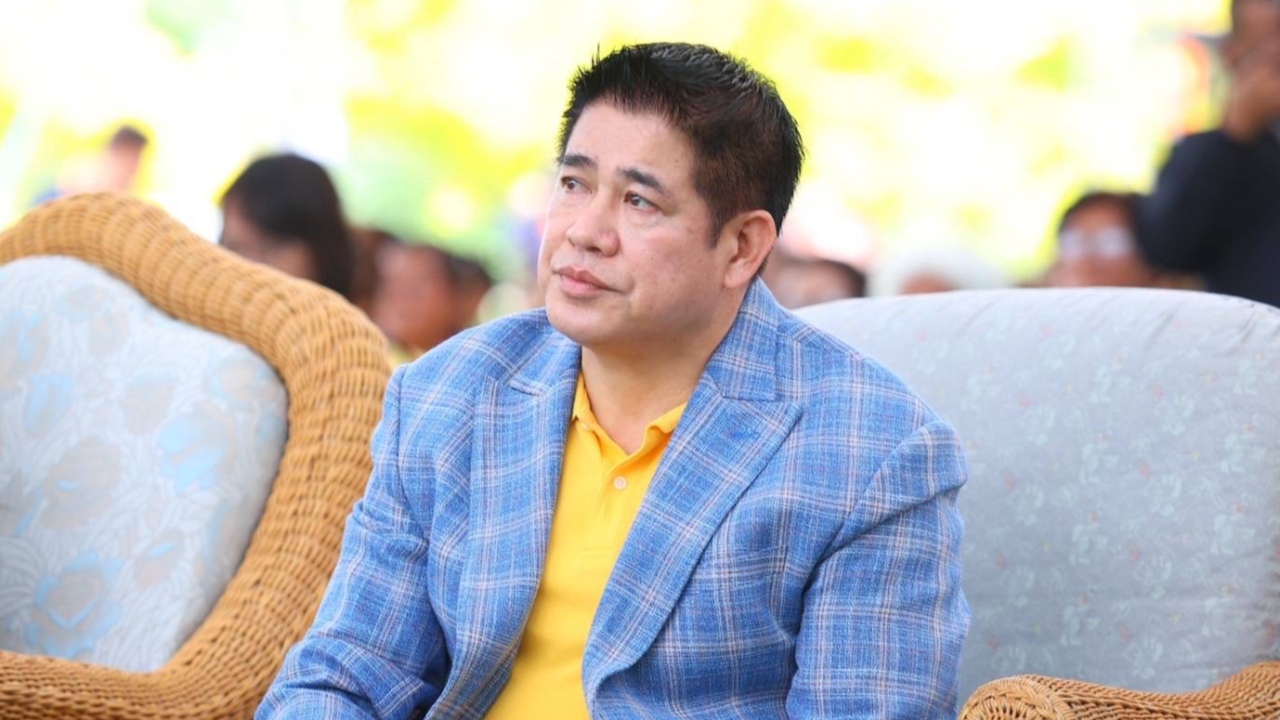 “ธรรมนัส” เผยนัดคุย “อนุดิษฐ์-การุณ” ซัด ใครจะโง่เสีย 55 ล้าน ชม “กฤษฎิ์” สส.น้ำดี