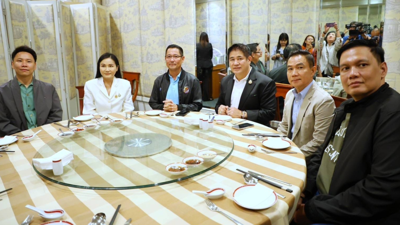 ดินเนอร์หวาน แกนนำพรรคกล้าธรรมเปิดตัว “อนุดิษฐ์-การุณ” เป็นสมาชิกพรรคคนใหม่