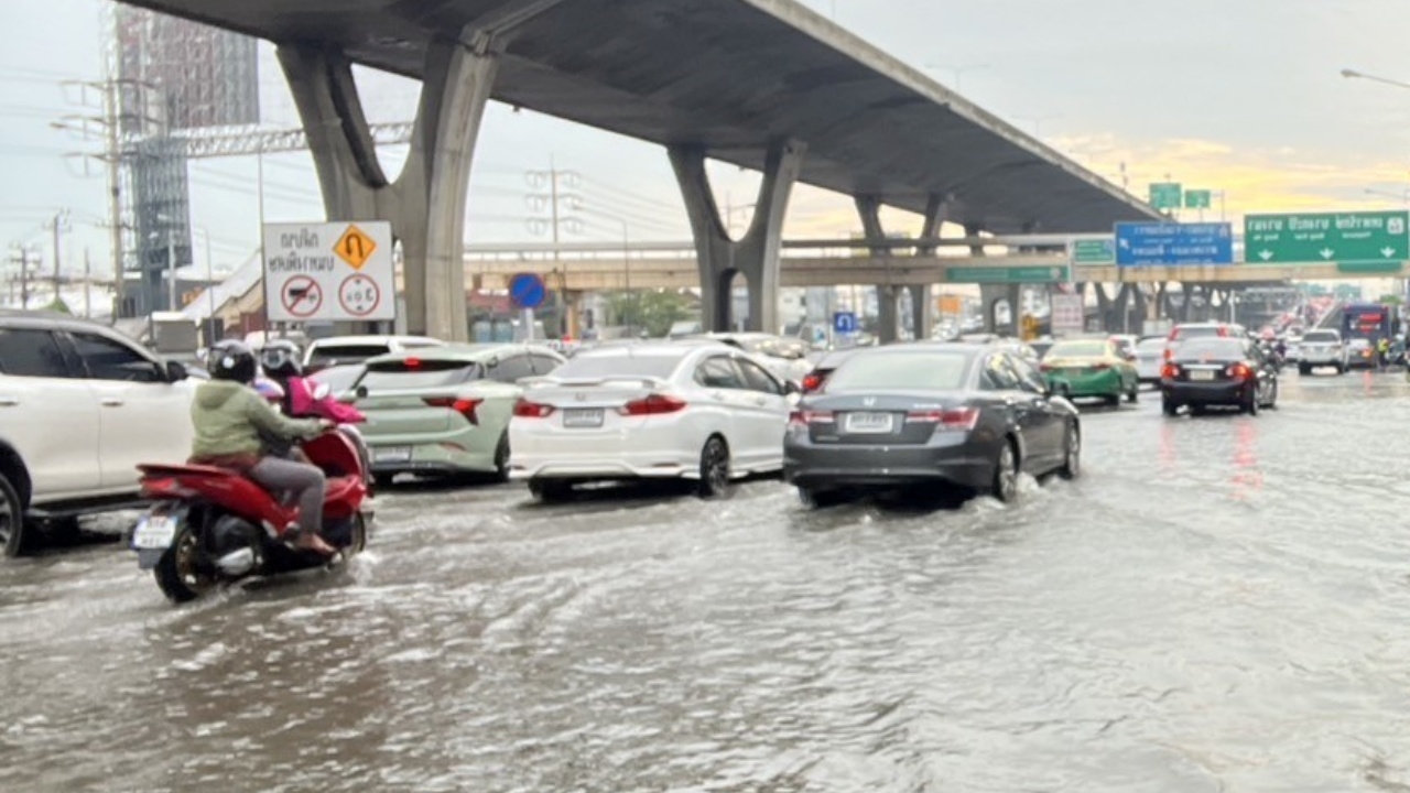 เปิดประชาพิจารณ์ รับฟังความเห็น ปัญหา "ถนนบางนาตราด" รถติด หลังเกิดฝนตก-น้ำท่วม