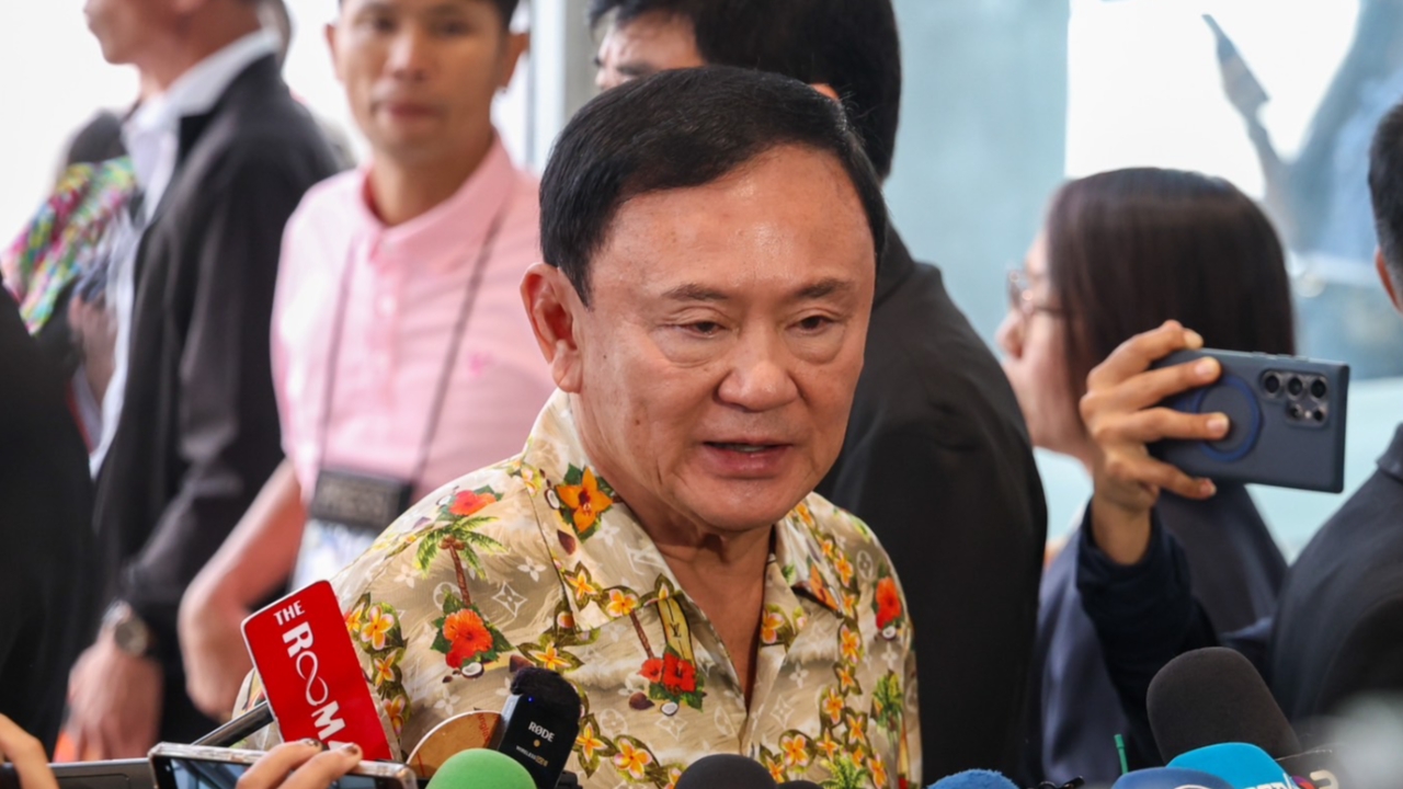 “ทักษิณ” ลั่น “ไฮโซเก๊” ต้องเอาเข้าคุก ขอคนอย่าหลงเชื่อคนประเภทนี้