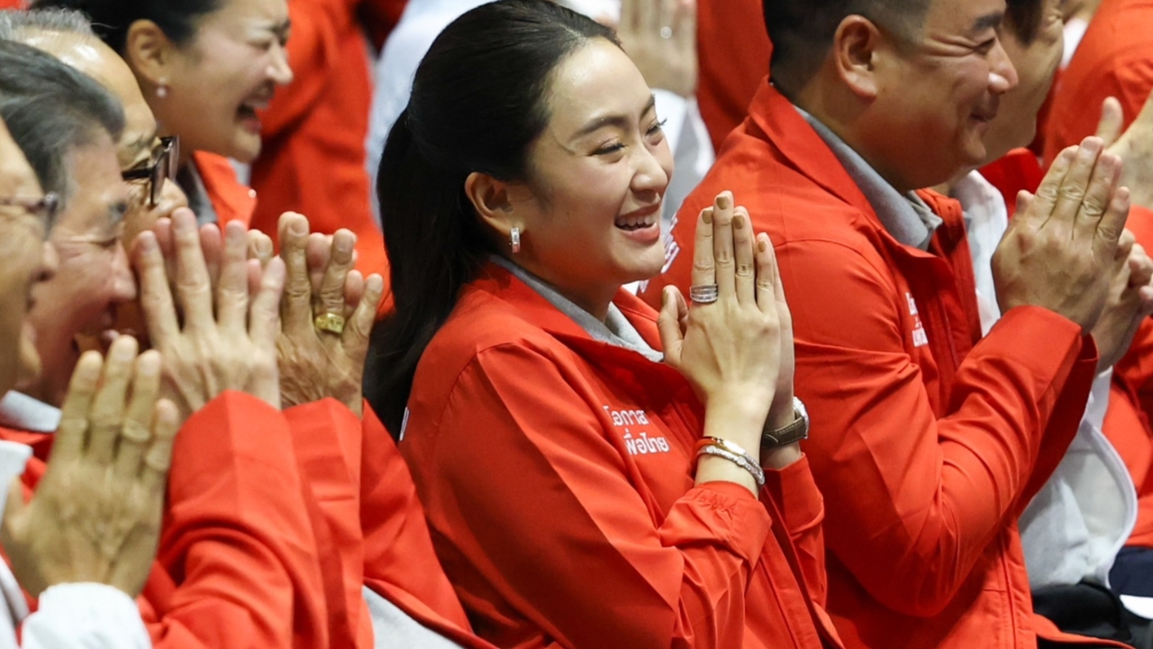 “นายกฯ อิ๊งค์” ยืนยันไม่ได้ถอยเอ็นเตอร์เทนเมนต์คอมเพล็กซ์ ให้สส.ช่วยชี้แจง