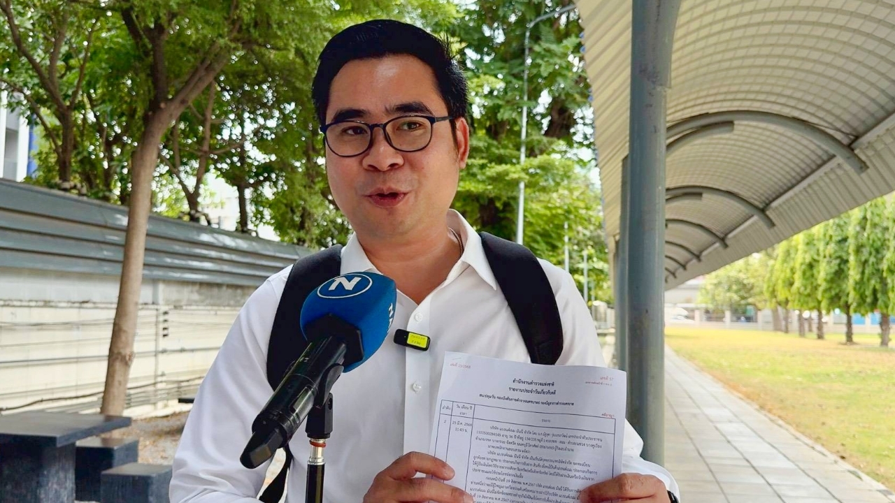 ทนายร้านขายฝากสร้อย Bvlgari เข้าให้ปากคำ แนะ "ดิว อริสรา" จ่าย 7 ล้านเรื่องจบ