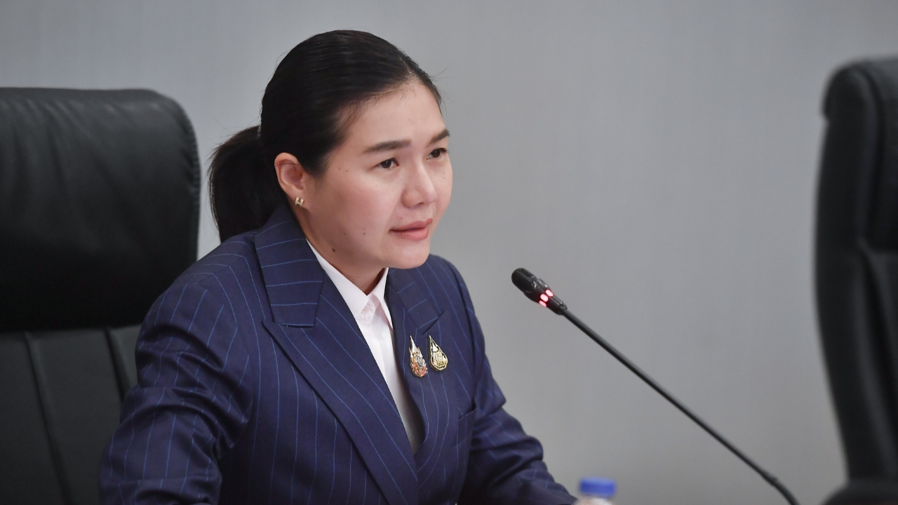 “จิราพร” สั่งปราบบุหรี่ไฟฟ้าต่อแม้พ้น 30 วัน เปิดแจ้งเบาะแสผ่านแอปฯ “ทางรัฐ”