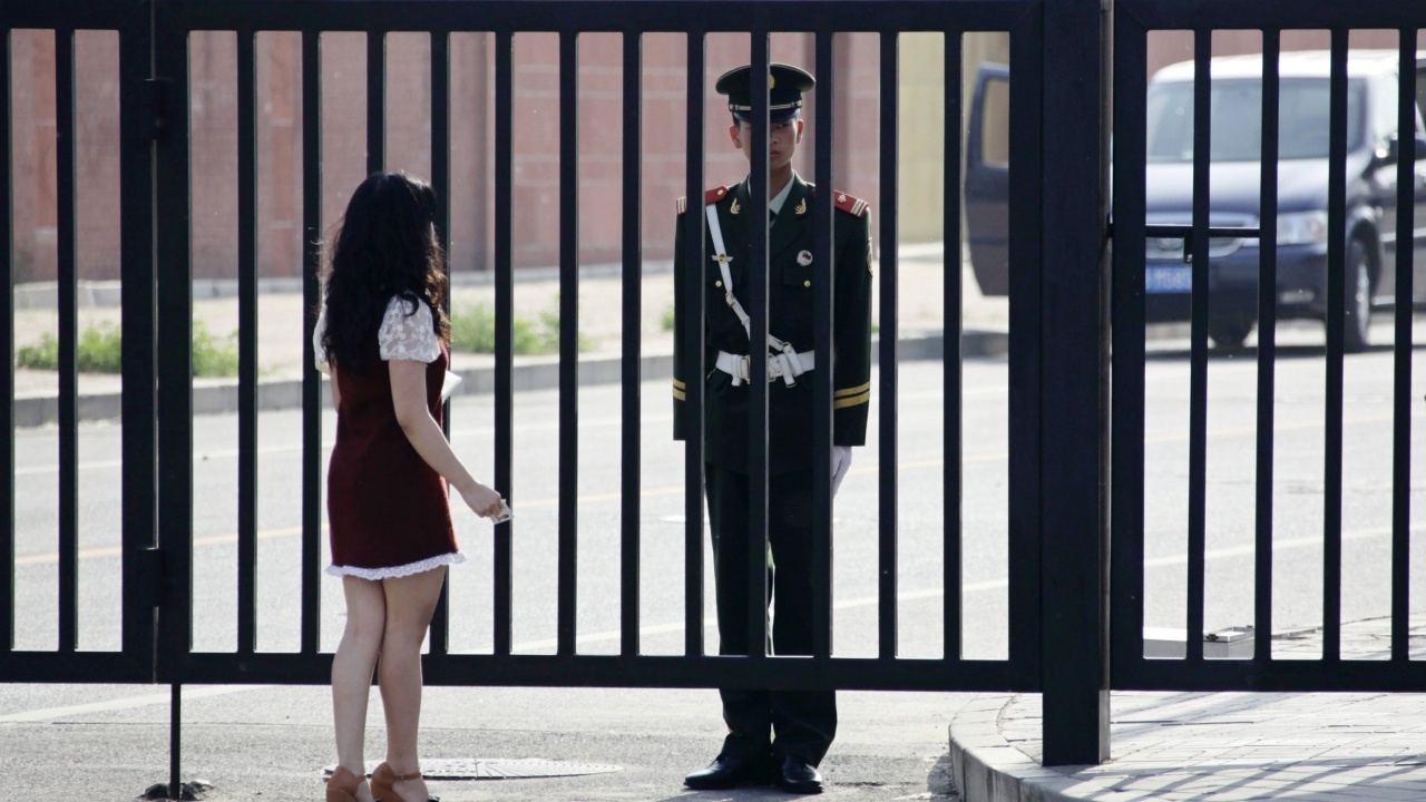 สหรัฐฯ ห้ามเจ้าหน้าที่รัฐบาลในจีน มีความรัก-สัมพันธ์ทางเพศกับพลเมืองจีน