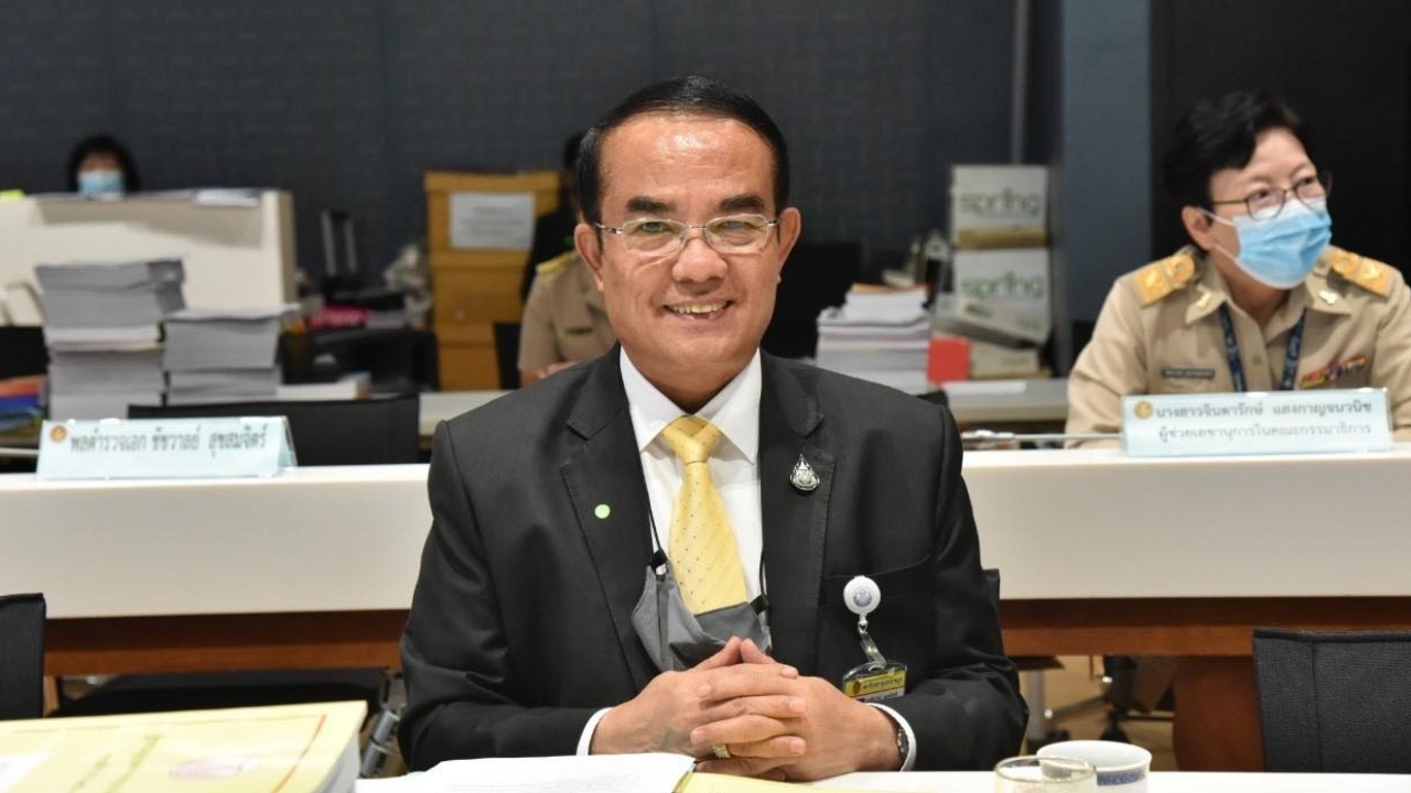 “ชินวรณ์” ขอโอกาส เสนอตัวลงเลือกตั้งซ่อมนครศรีฯ รอพรรคประชาธิปัตย์พิจารณา