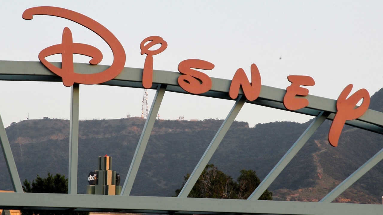 รัฐบาลสหรัฐฯ เตรียมสืบสวน “ดิสนีย์” ฐานใช้นโยบาย DEI