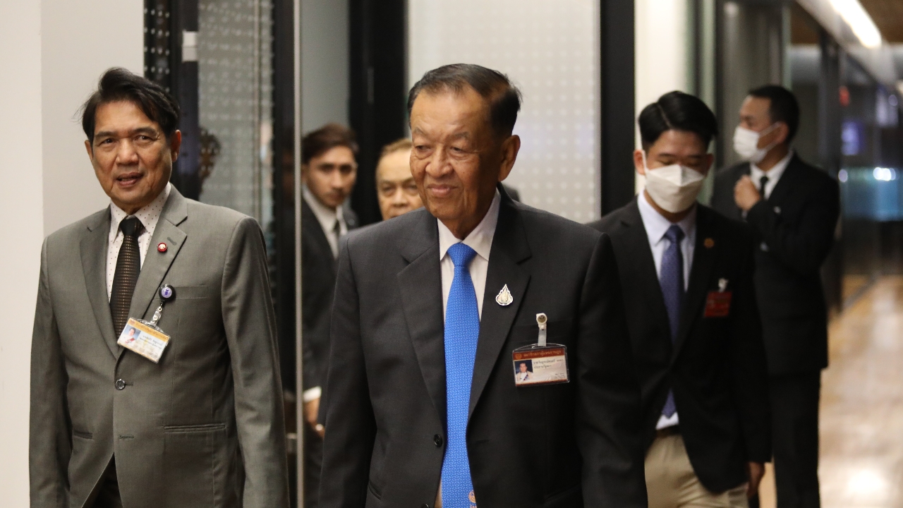 “วันนอร์” เผยวันนี้สภาฯ ยังไม่พิจารณา กม.เอ็นเตอร์เทนเมนต์ฯ บอกเร็วสุด 9 เม.ย.