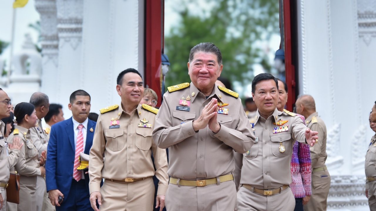 "ภูมิธรรม" ลั่น หมดยุคสิงห์หลายสี ขีดเส้น 3 เดือนนโยบายรัฐบาลต้องเห็นผล 
