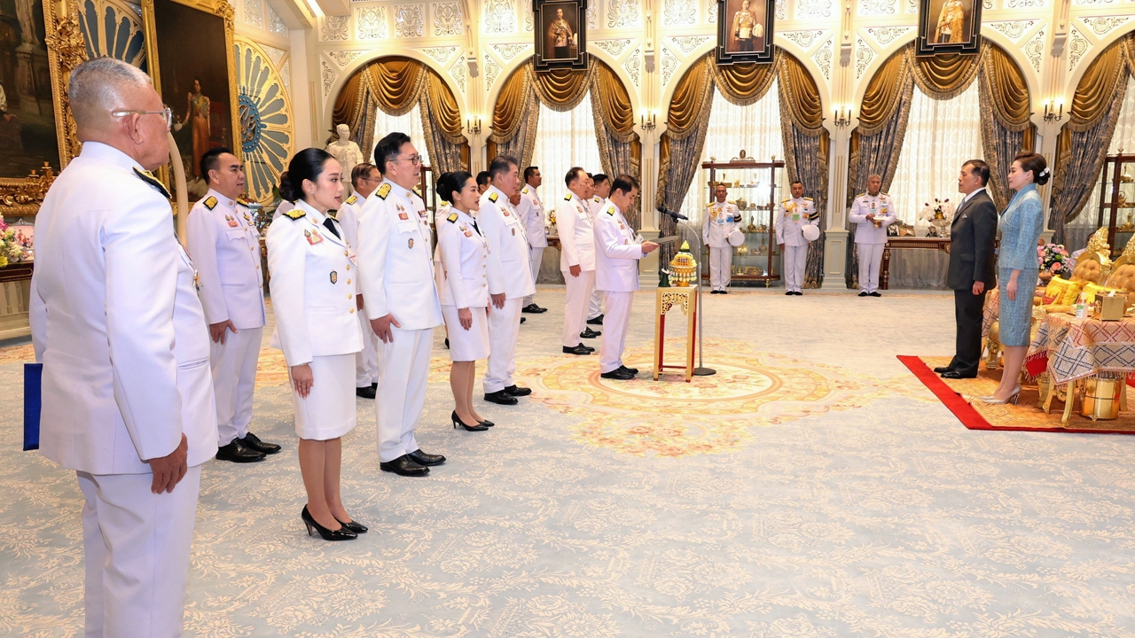 พระราชดำรัส ‘ในหลวง’ ให้มีความคิด-จิตใจสุจริต พระราชทาน ‘ครม.ใหม่’ 