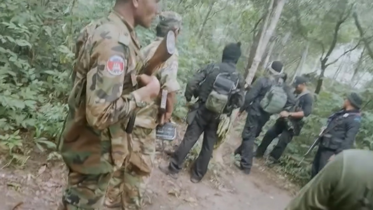 คลิปทหารไทยโต้เถียงทหารเขมร หลังลาดตระเวนพื้นที่อ้างสิทธิ์ ทบ. ยันไม่รุนแรง