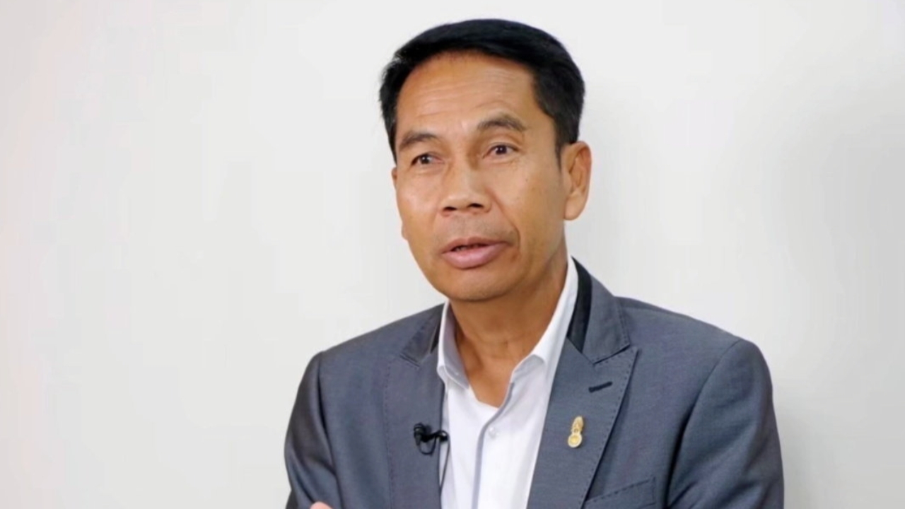 “สุทิน” ย้อน พรรคประชาชน นายกฯ ตัวจริงยังอยู่ เย้ยที่คุยอยู่คือตัวการขวางแก้ รธน.