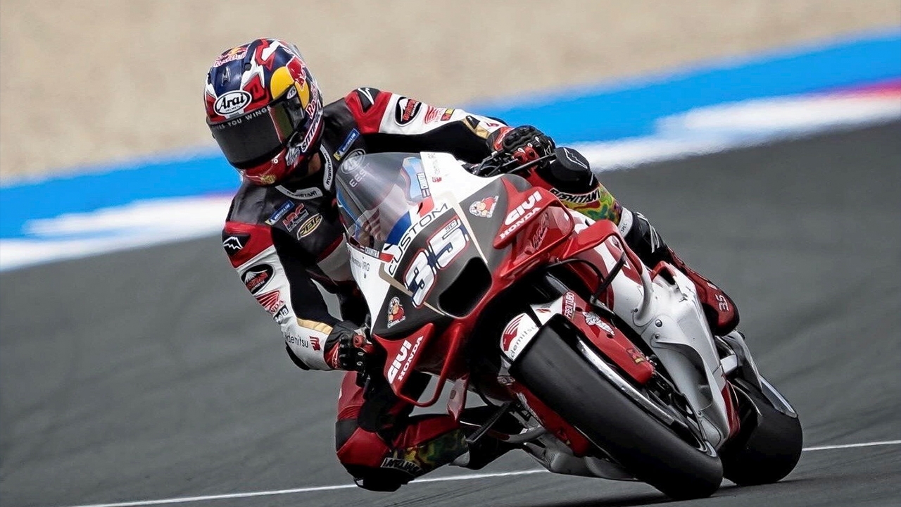 เพราะมุ่งมั่นจึงมีเฮ