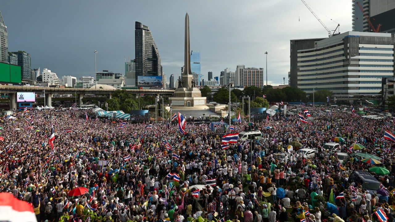 ดุสิตโพลสำรวจ ม็อบในสายตาคนไทย คาดหวังผู้นำรัฐบาลลาออก ไม่เห็นด้วยรัฐประหาร