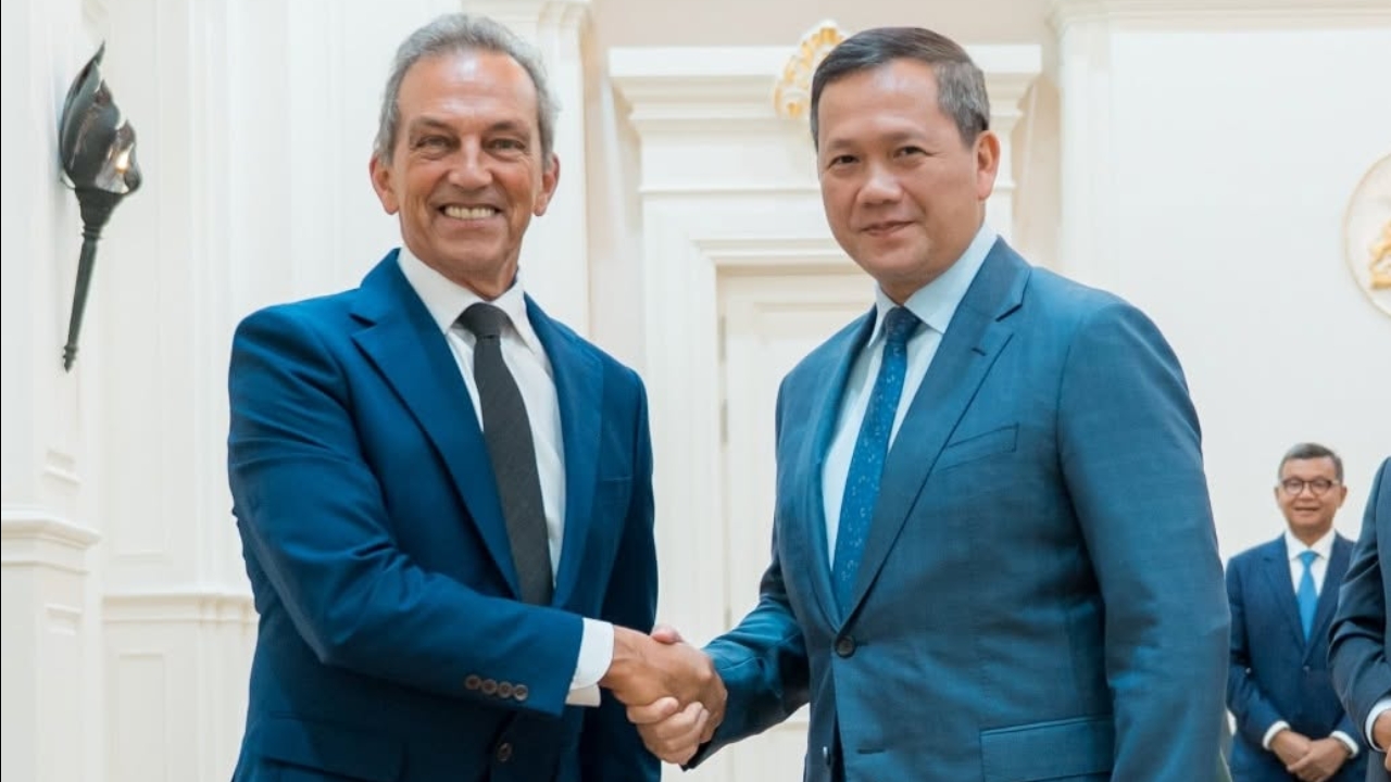 ฮุน มาเนต ถกผู้เชี่ยวชาญด้านกฎหมายระหว่างประเทศที่เคยช่วยกัมพูชาชนะคดีปราสาทพระวิหาร