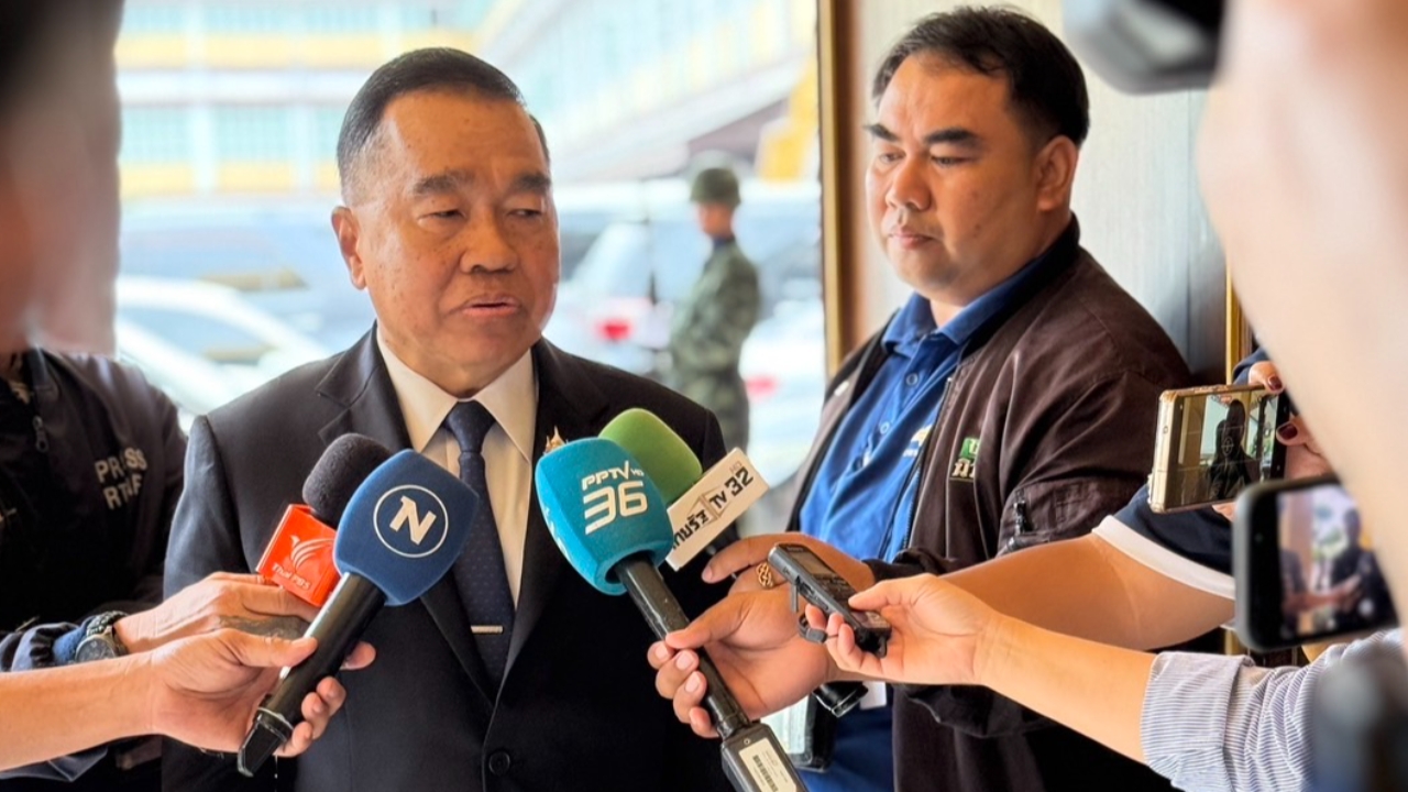 “บิ๊กเล็ก” ยัน ไม่มีสุญญากาศแม้ไร้ รมว.กลาโหม เชื่อปัญหาชายแดนแนวโน้มดีขึ้น