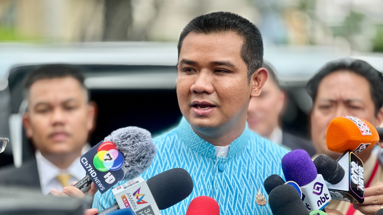 "ชัยชนะ" มั่นใจจะไม่เป็นรัฐมนตรีสายล่อฟ้า เชื่อคุณสมบัติไม่มีปัญหา