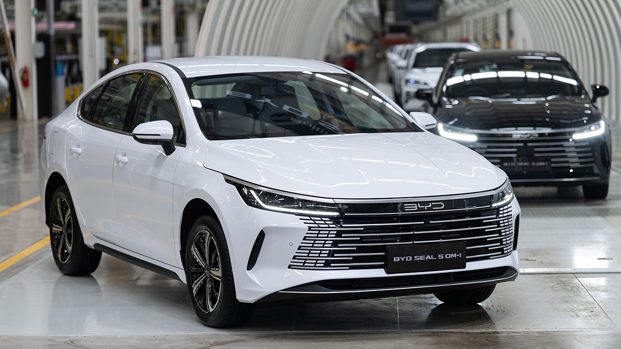 BYD ฉลองโรงงานในไทยครบรอบ 1 ปี พร้อมผลิต BYD SEAL 5 DM-i