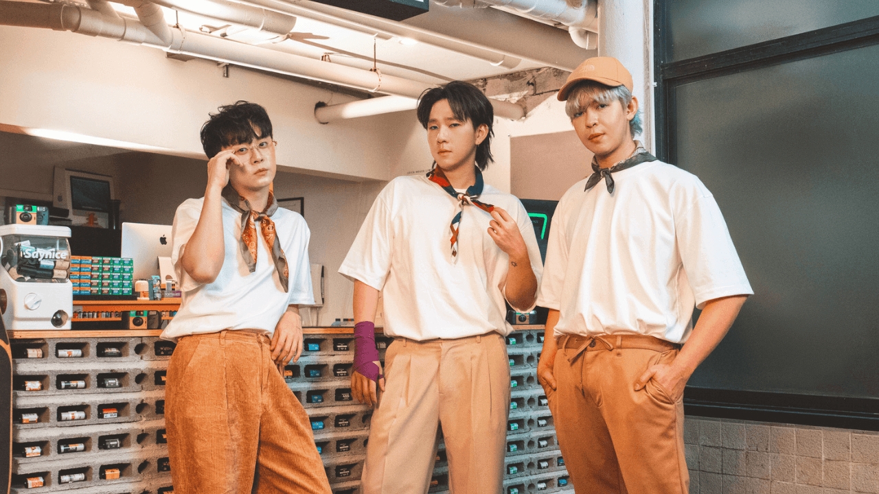 Slapkiss ปล่อยซิงเกิลใหม่ 'รีบไปเถอะ เดี๋ยวเขารอนาน (Exp)'