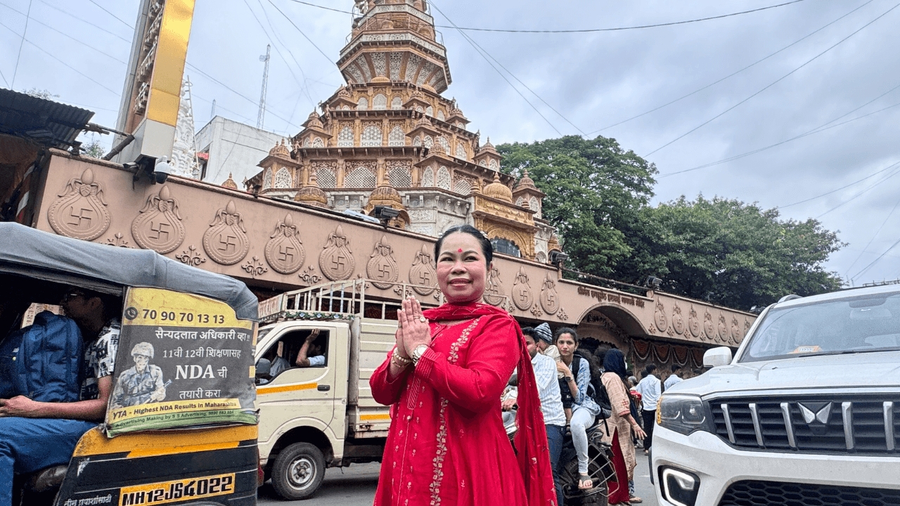 ตุ๊กกี้ สุดารัตน์ บินลัดฟ้าสู่อินเดียสักการะ พระพิฆเนศ เชิญคณะตีกลองถวายองค์เทพกลับไทย