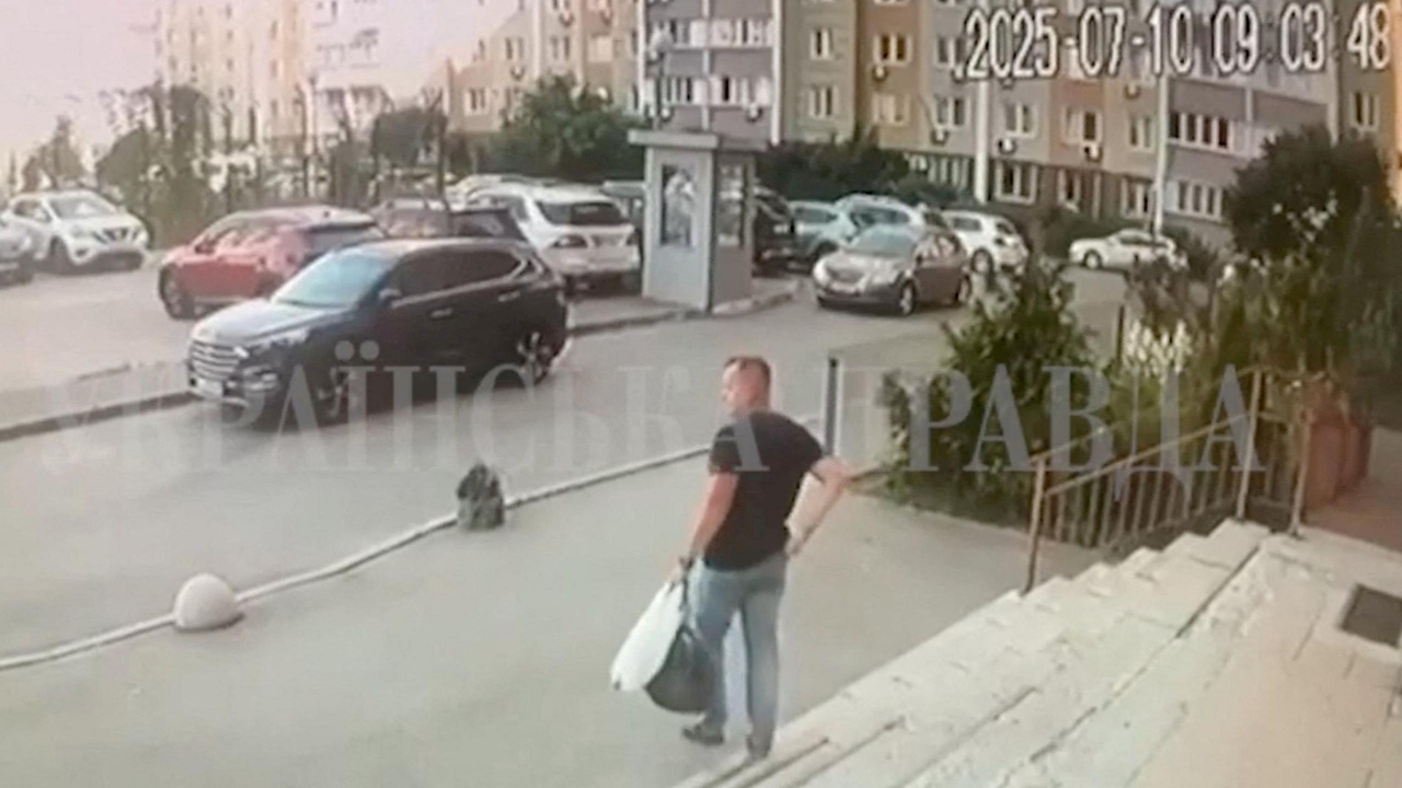 เจ้าหน้าที่ข่าวกรองยูเครนถูกยิงดับกลางวันแสกๆ ในกรุงเคียฟ