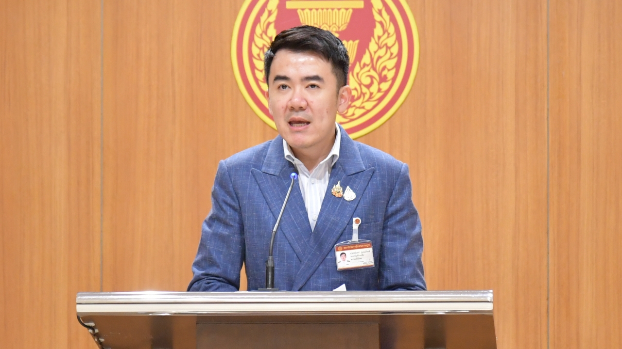 กมธ.งบฯ 69 จ่อเชิญ “พิชัย” แจงปมรับมือ “ภาษีทรัมป์” หลังไทยถูกขู่เก็บ 36%