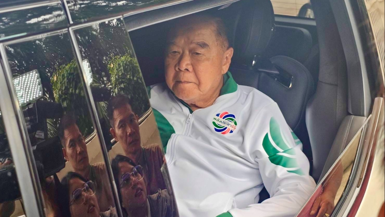 "ลุงป้อม" ยังไม่ถอดใจเก้าอี้นายกฯ ลั่นไม่ได้อยากเป็นอยู่แล้ว