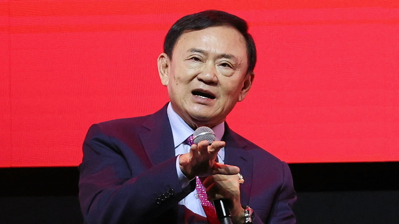 ‘ทักษิณ’ ผ่าทางตัน มีให้เลือก 3 แนวทาง อิ๊งค์รอด-ดันชัยเกษม-ยุบสภา 3 งูเห่าภท.หนุนรัฐบาลถอนกาสิโน