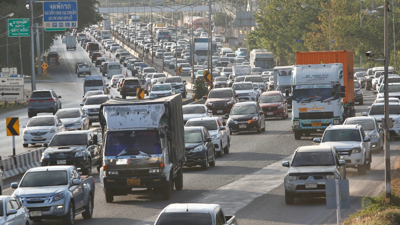 หยุดยาววันเข้าพรรษา ขอรถบรรทุกสินค้างดขนส่ง เปิดทางประชาชนกลับภูมิลำเนา