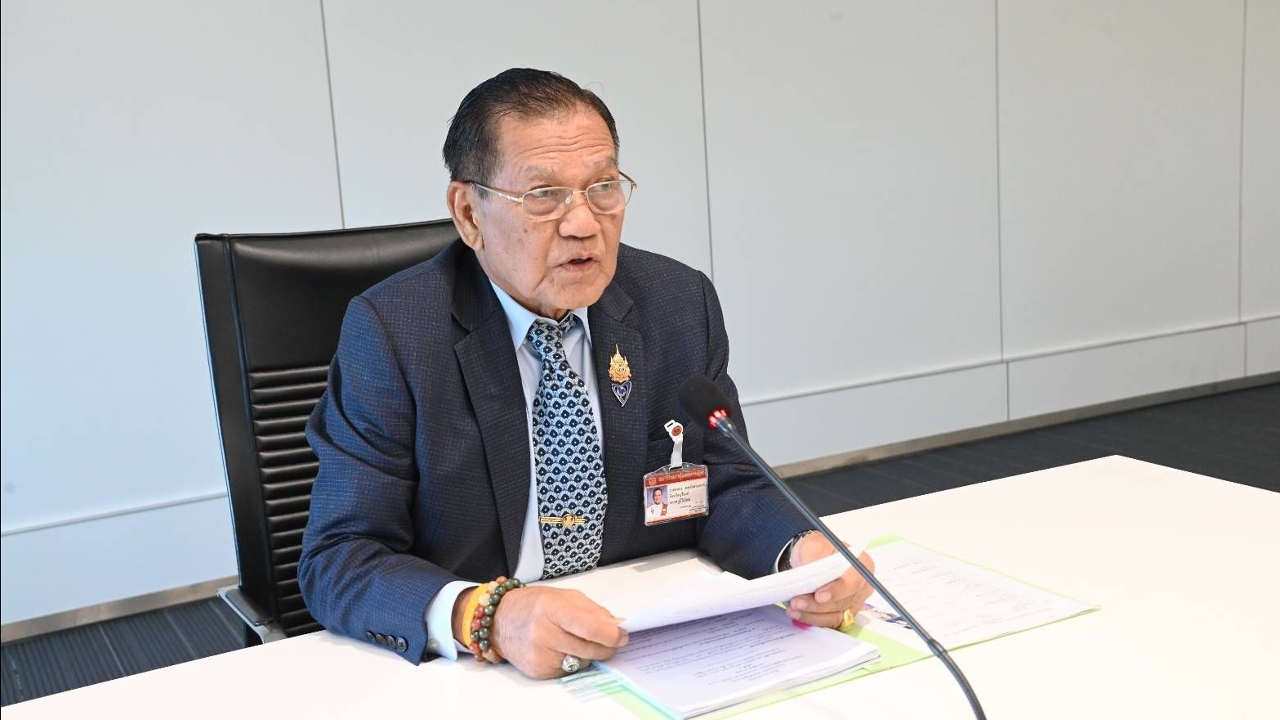 “สนอง” ซัด “มท.อ้วน” อย่าจ้องล้างแค้น ยืนยัน “อนุทิน” ไม่คิดแย่งตำแหน่งนายกรัฐมนตรี