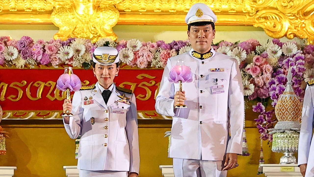 ถวายพระพร สมเด็จพระนางเจ้าฯ พระบรมราชินี