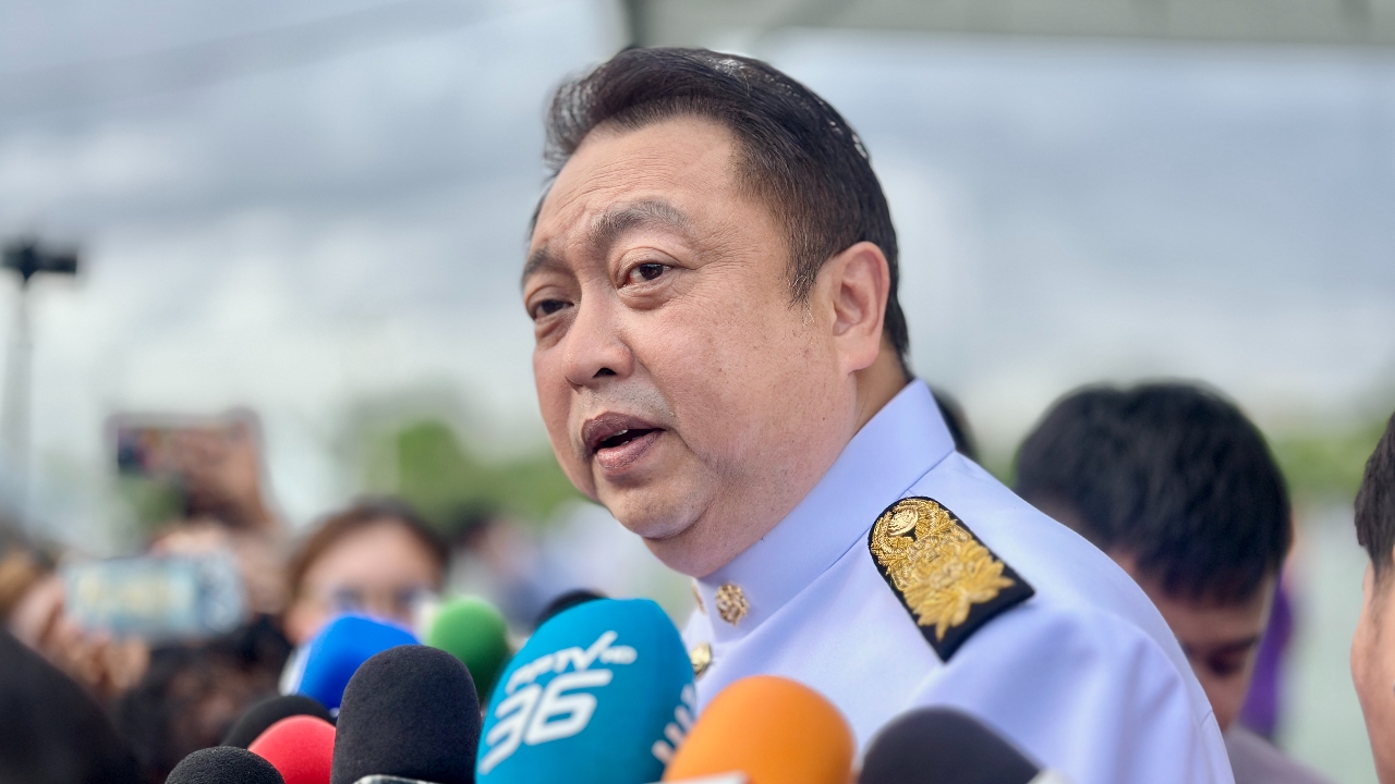 “สุชาติ” รับคุยทิศทางการเมืองเพื่อน สส. ลั่น ภารกิจสิ้นสุดตั้งแต่ผู้มีพระคุณไม่อยู่