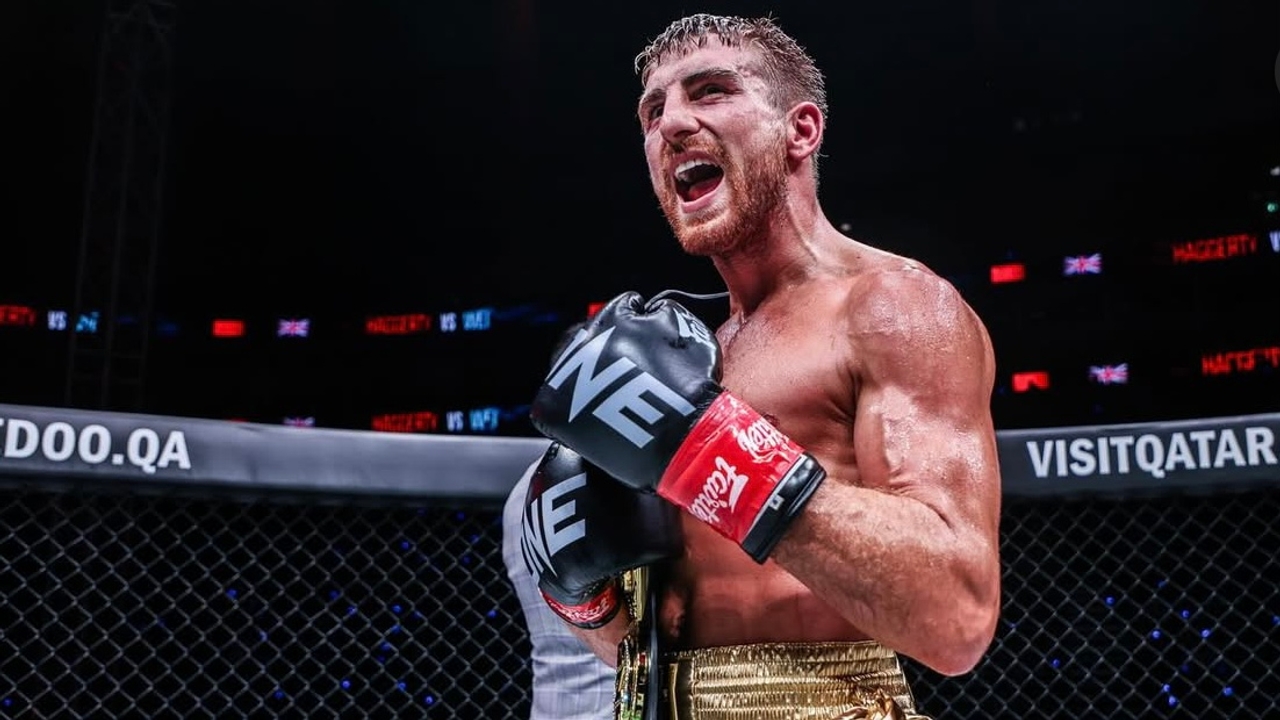 เป็นกำลังใจ “นักมวยไทย” หวังกระชากแชมป์โลก ONE จาก “แฮ็กเกอร์ตี”