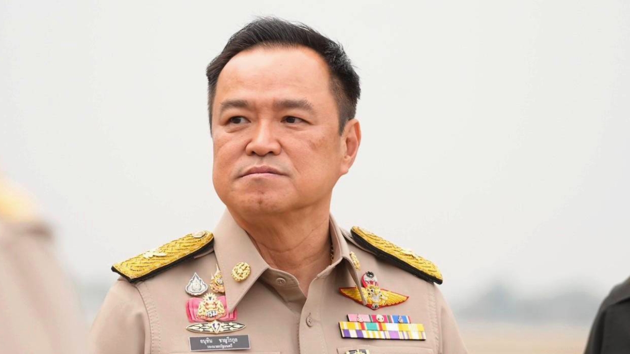 มหาดไทยเตรียมพร้อมดูแลประชาชนชายแดนไทย-กัมพูชา ผู้ว่าฯ ประชุมซ้อมแผนอพยพ