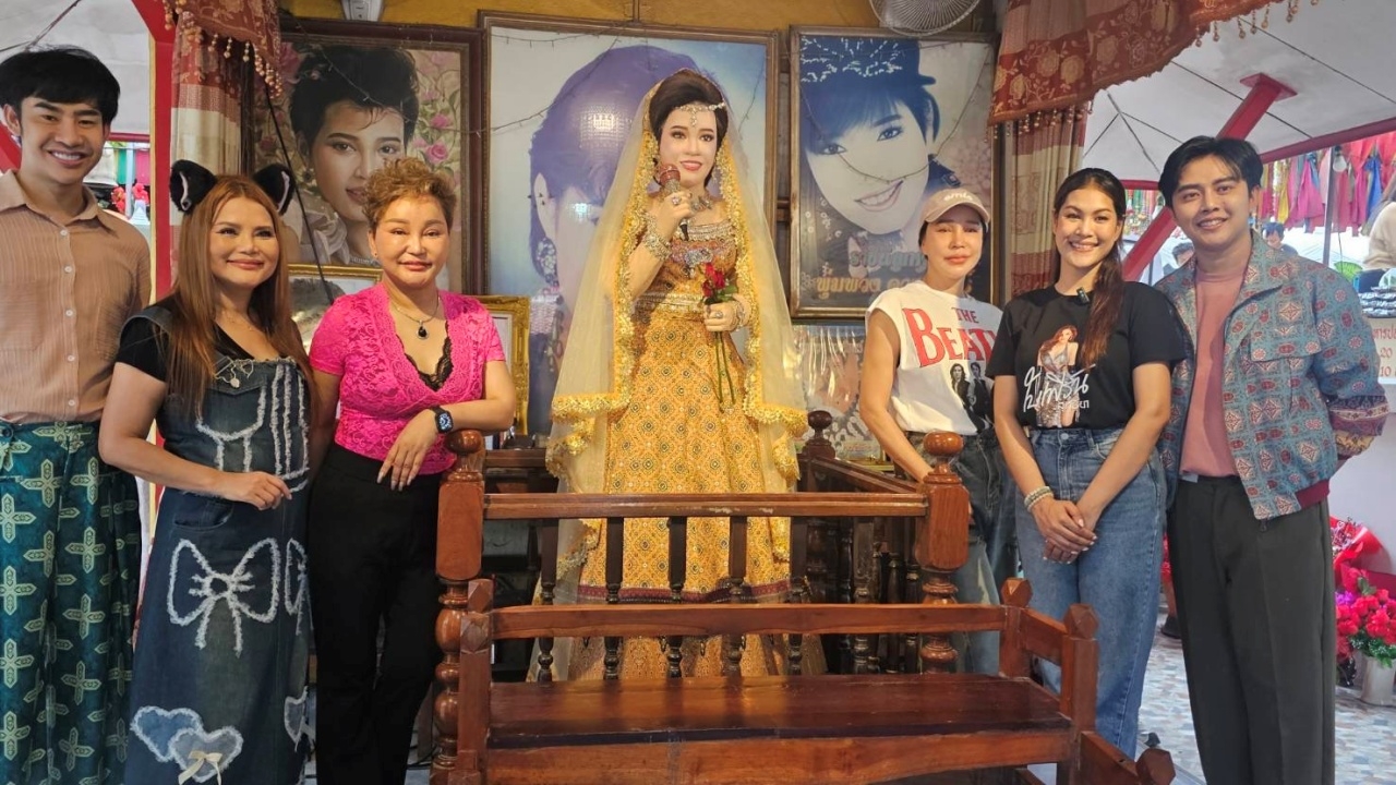ครอบครัวเตรียมจัดงานครบรอบ 33 ปี "พุ่มพวง ดวงจันทร์" พร้อมล้วงไหแบ่งปันเลขเด็ด