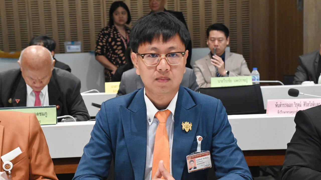 "ชุติพงศ์" งงใจ กระแสปรับ ครม.อิ๊งค์ จะเขี่ย "ขิง" ออกให้ "เฮ้ง" เสียบแทน