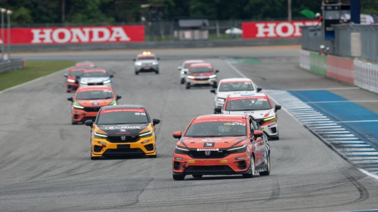 Honda One Make Race 2025 เปิดฉากยิ่งใหญ่ ธนาศิวณัฐ-ประพจน์ แบ่งชัยสนามแรก