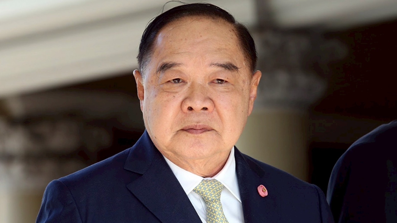 "ลุงป้อม" ปลุกขวัญทหารปกป้องแผ่นด้วยชีวิต จี้รัฐบาลเด็ดขาดชัดเจน รักษาผืนแผ่นดิน