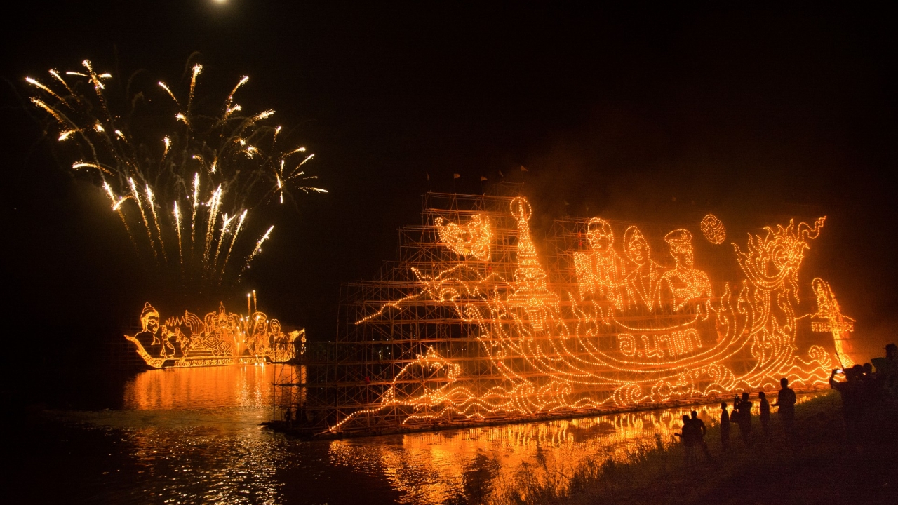 รมว.ปุ๋ง เดินหน้ายกระดับ "ไหลเรือไฟนครพนม" 2568 สู่เทศกาลระดับโลก