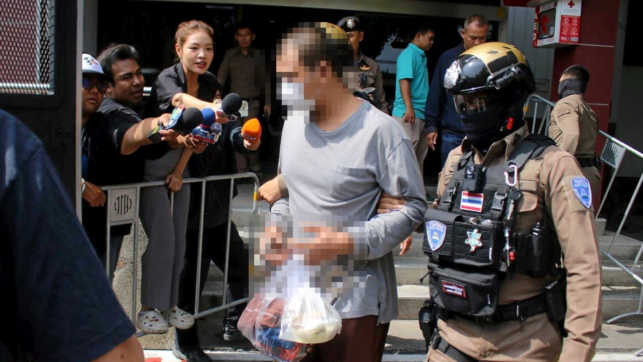 พา "แบงค์" ฝากขัง โดนอายัดปล้นอีกคดี ศุลกากรบ่นกำลังน้อย