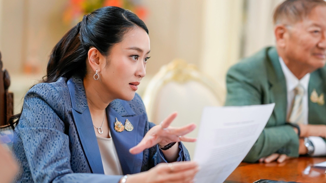 สิทธิการปรับ ครม. เป็นของ "อิ๊งค์" พรรคร่วมรัฐบาลประสานเสียง! กลุ่มหลากสีหนุนแพทยสภา