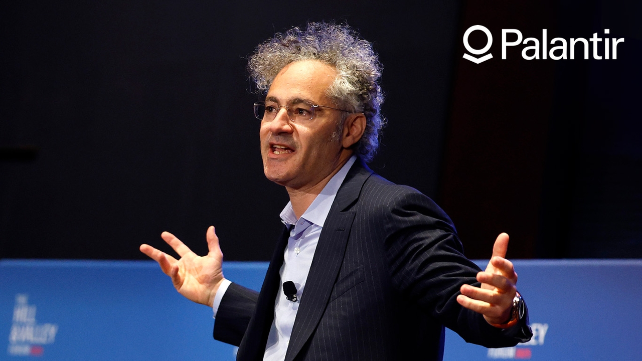 สงคราม AI สหรัฐฯ-จีน ใครจะชนะ? ซีอีโอ Palantir เตือน โลกกำลังเข้าสู่ยุค AI เป็นอาวุธยุทธศาสตร์