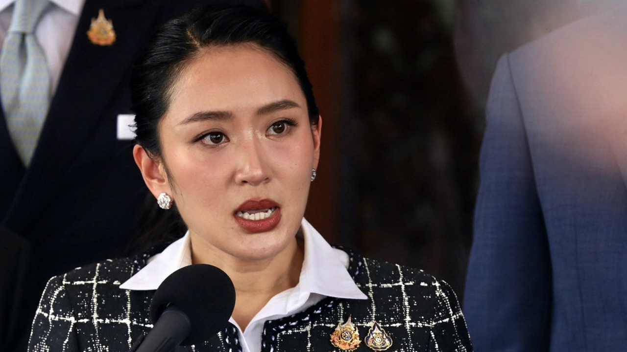 ผลโพลคนไม่เชื่อ “อิ๊งค์” กล้ายึด มท. จากภูมิใจไทย ชี้ ปมชั้น 14 ส่งผลความอยู่รอดรัฐบาล