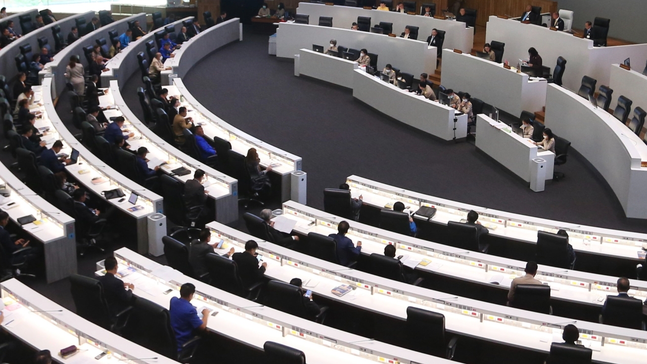 วุฒิสภาแถลงการณ์ ชงรัฐบาลเปิดประชุมสมัยวิสามัญ สส.-สว.ถกปัญหาพิพาทไทย-กัมพูชา