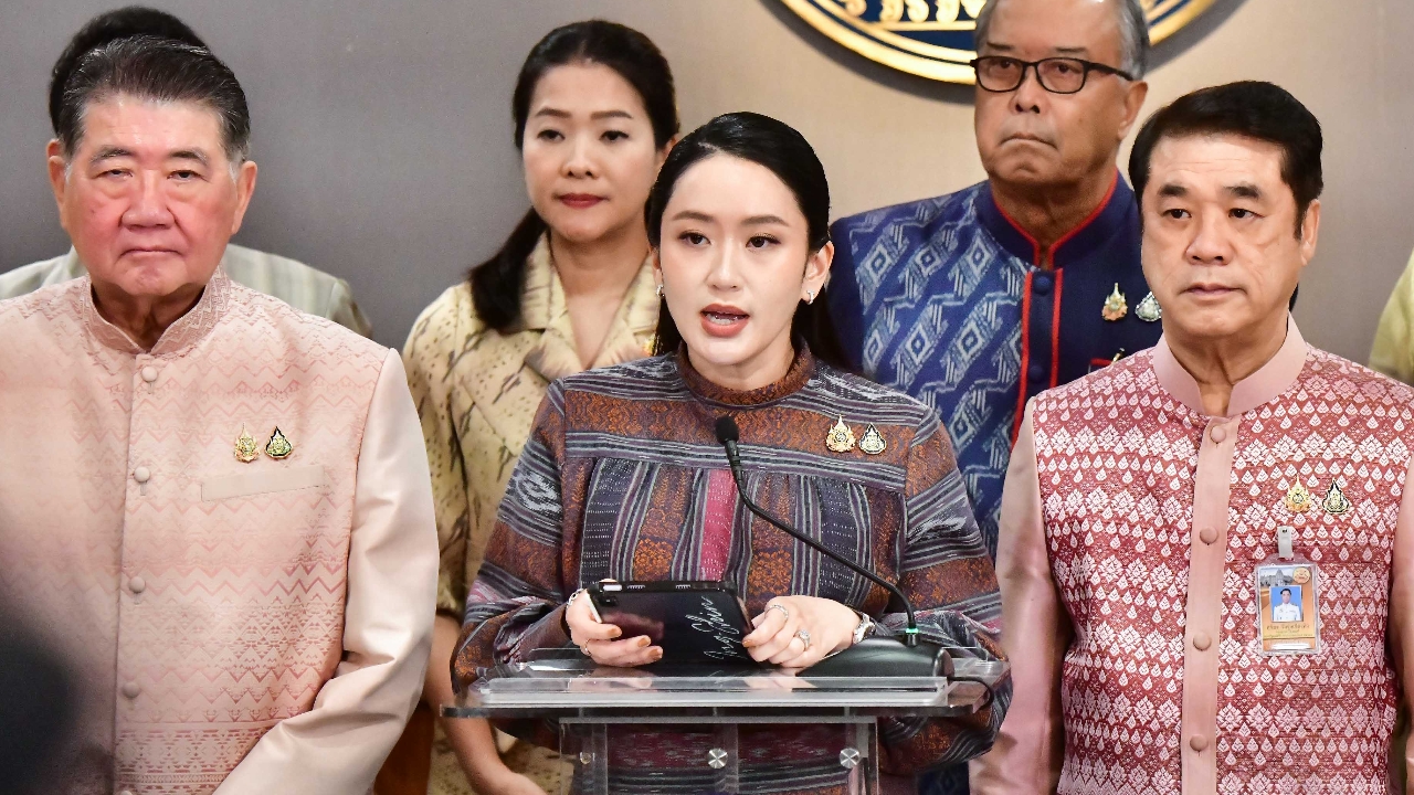 ประชุม ครม. อึมครึม หลังรมต.ภูมิใจไทยใจตรงกันเข้าสายเกือบหนึ่งชั่วโมง