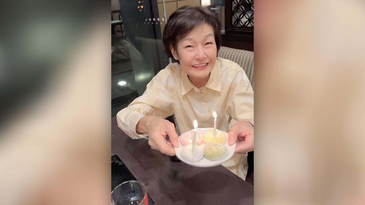 ย้อนโมเมนต์อบอุ่น บอยและน้องๆ ฉลองวันเกิดคุณแม่งามทิพย์ มีแต่รอยยิ้มแห่งความสุข