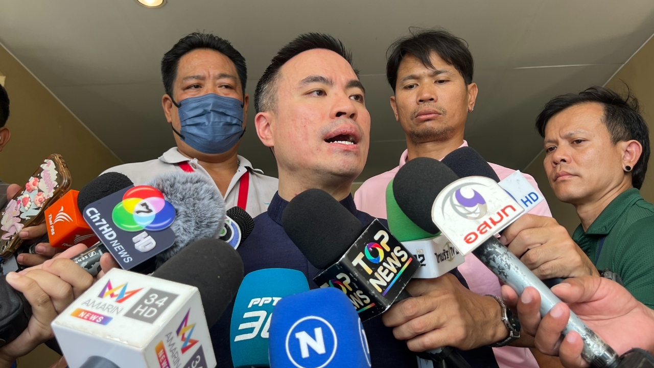 “เอกนัฏ” อัด “สุชาติ” กำลังด่าตัวเอง ปมเอกสารขอปรับ ครม. ระบุรัฐมนตรีไม่มีความสามารถ